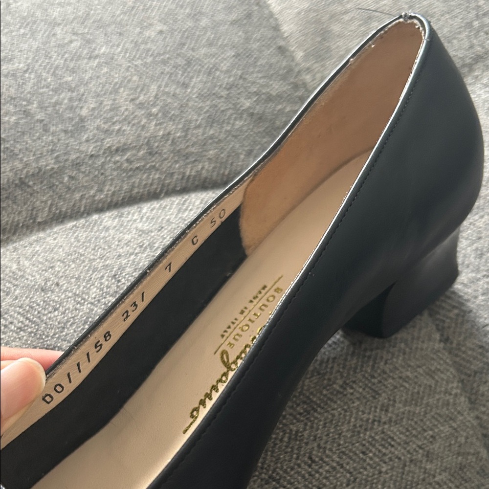 Salvatore Ferragamo Black Textured Cap Toe Flats - Picture 7 of 9